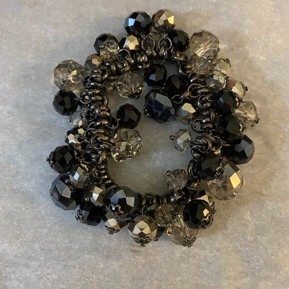 Gunmetal Gray Metallic Crystal Stretch Bracelet - Picture 4 of 6